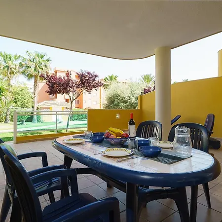 Faisa Apartment