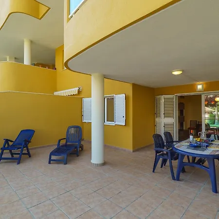 Faisa * Denia